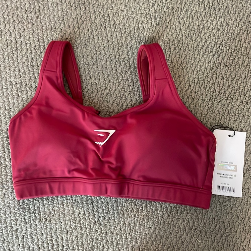 NWT Gymshark scoop neck training sports bra SMALL